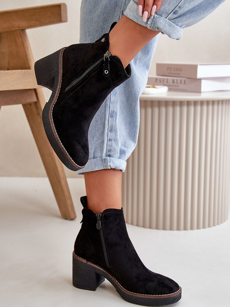 Heel boots model 199079 Step in style 