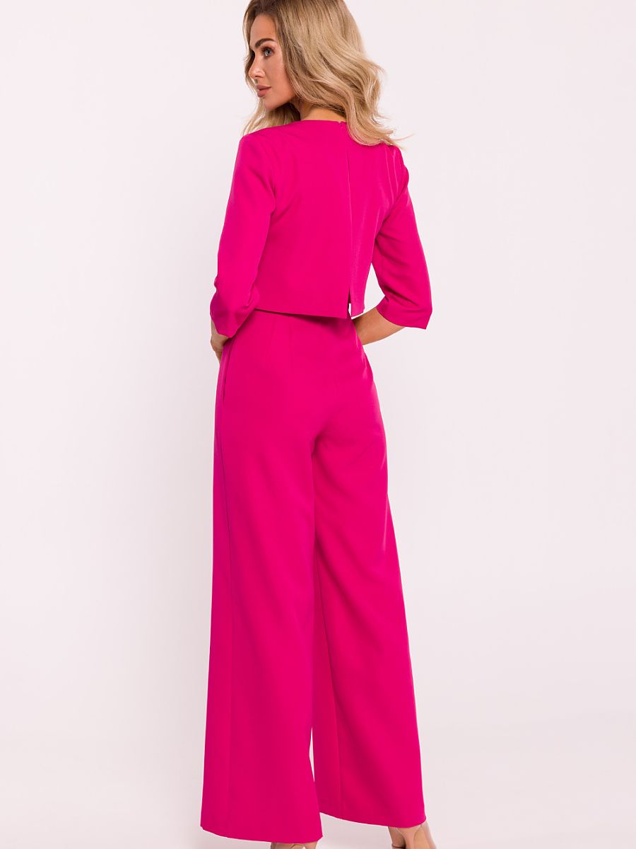  Suit model 199682 Moe 