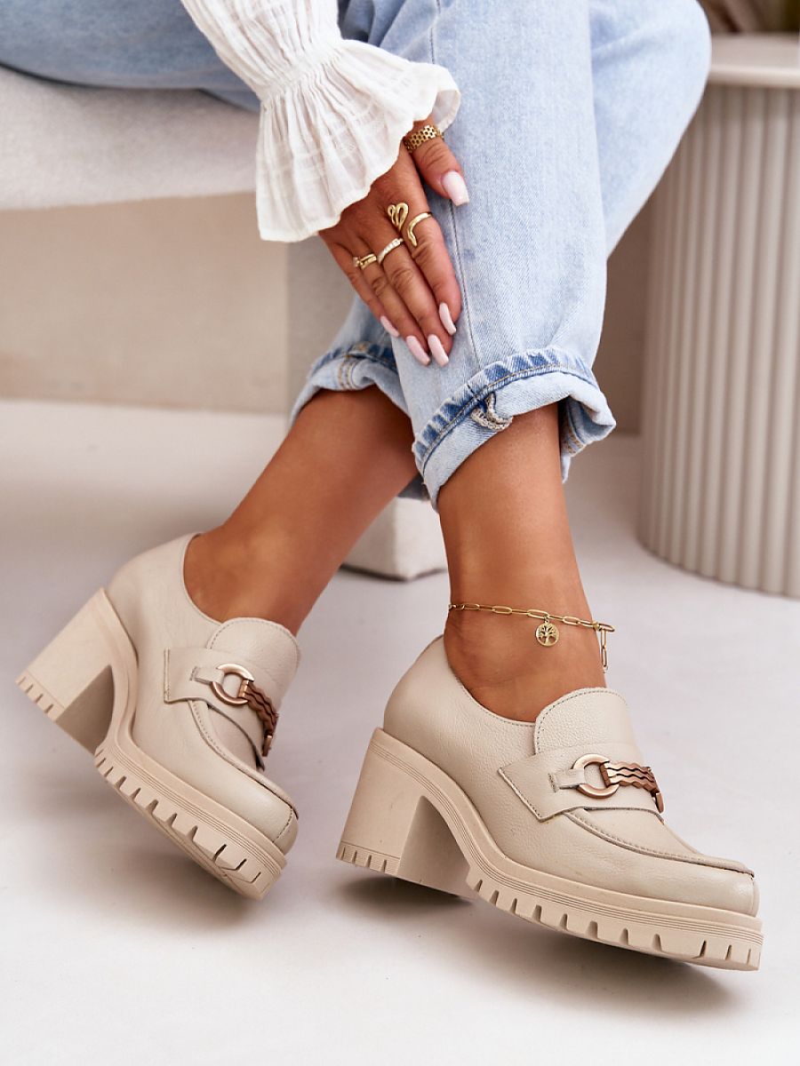  Heeled low shoes model 199811 Step in style 