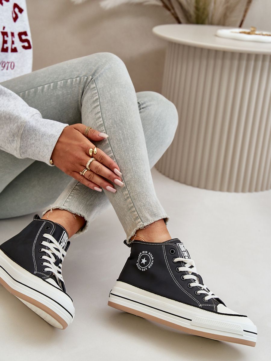  Sneakers model 199905 Step in style 