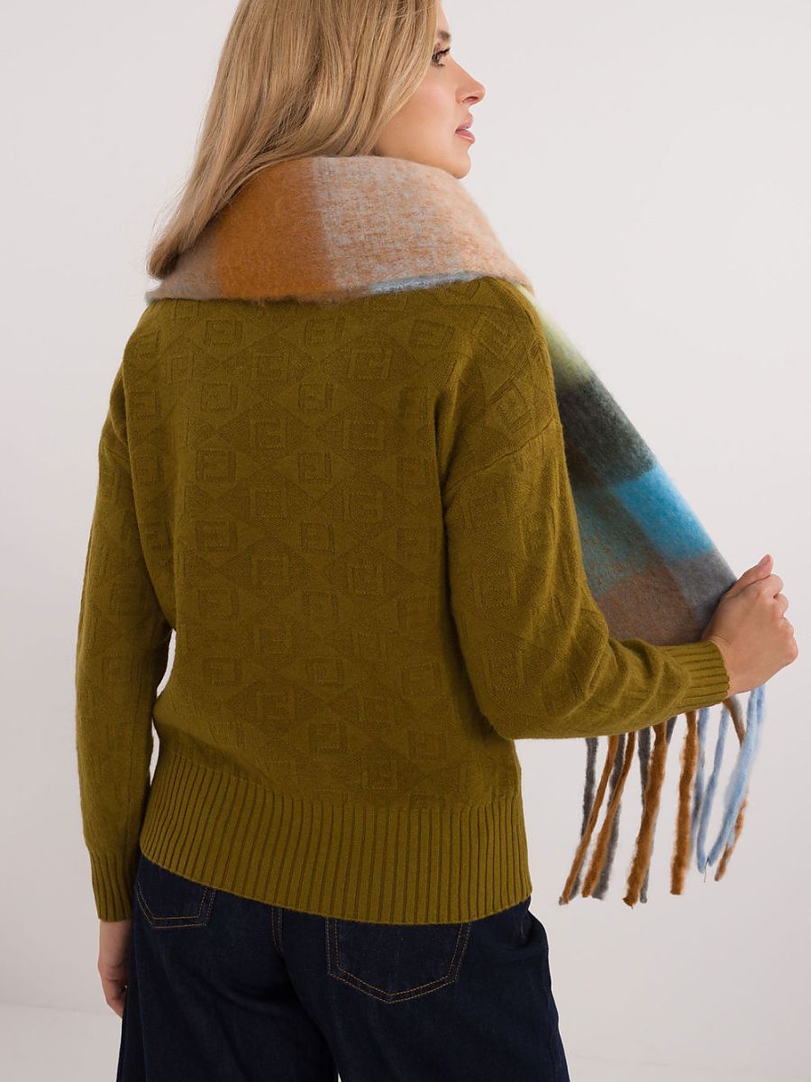  Shawl model 200279 AT 