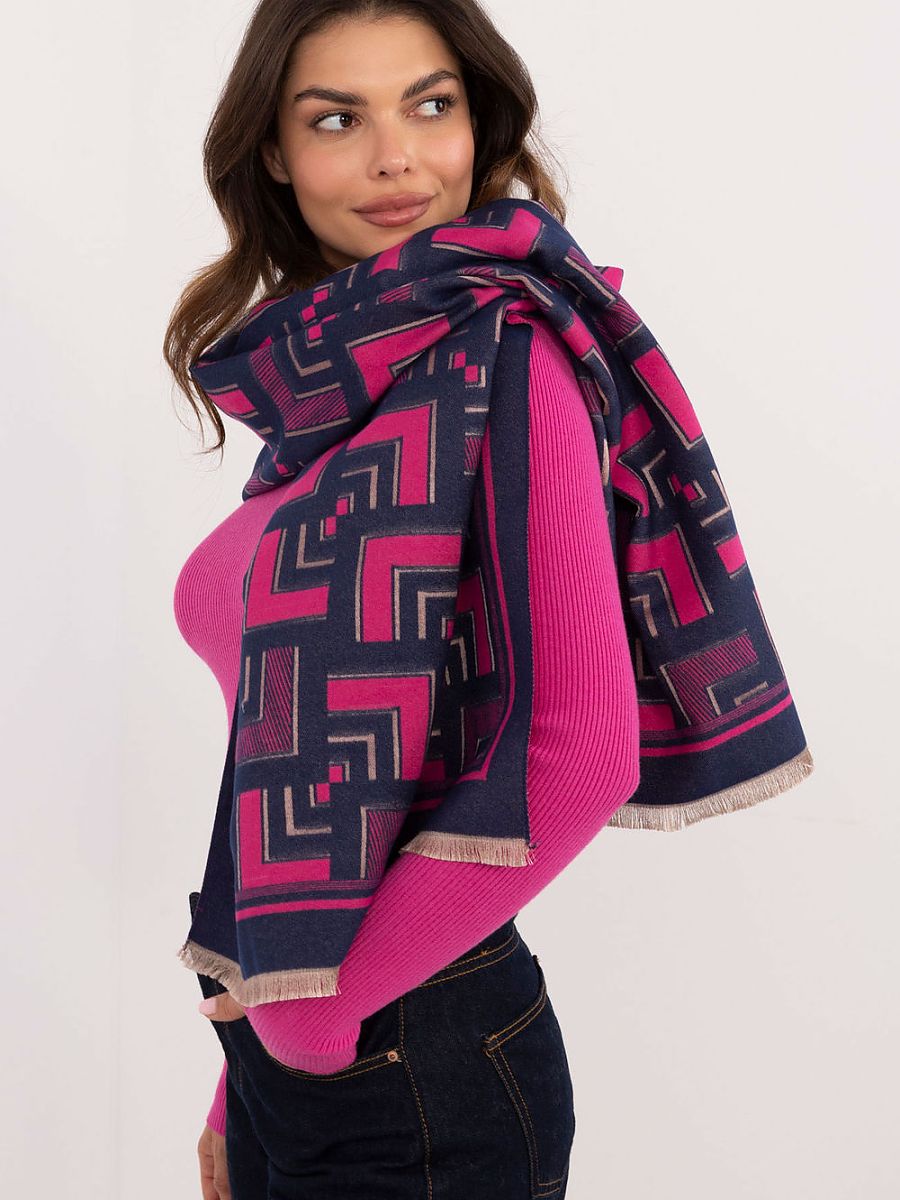  Shawl model 200537 AT 
