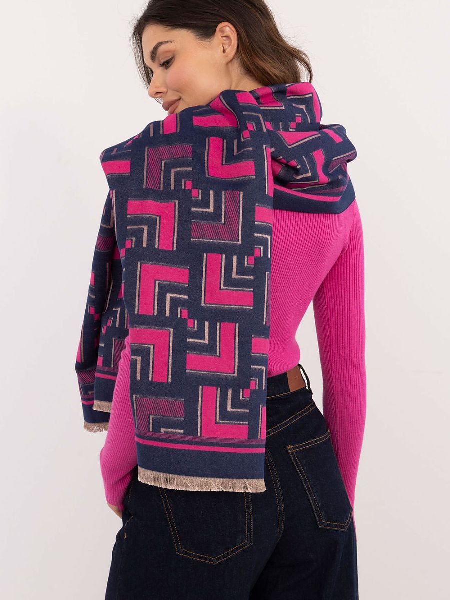  Shawl model 200537 AT 