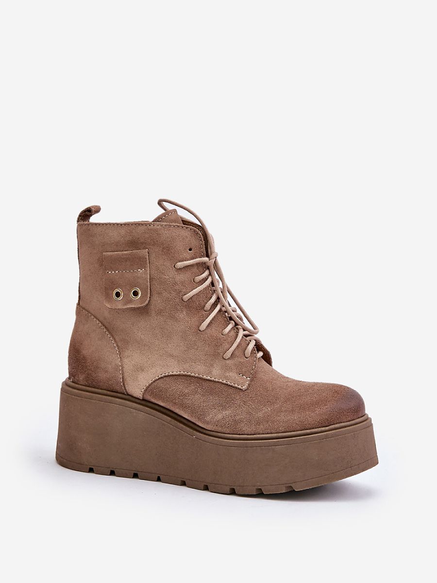  Platform boots model 201171 Step in style 