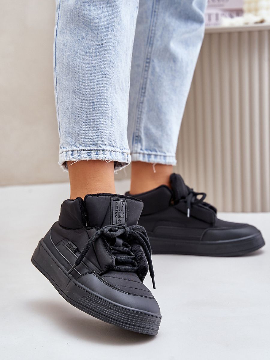  Sport Shoes model 202231 Step in style 