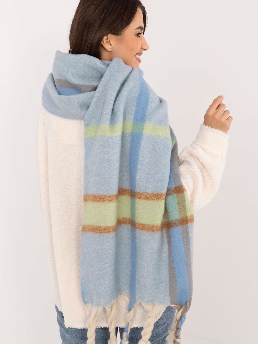  Shawl model 202569 AT 