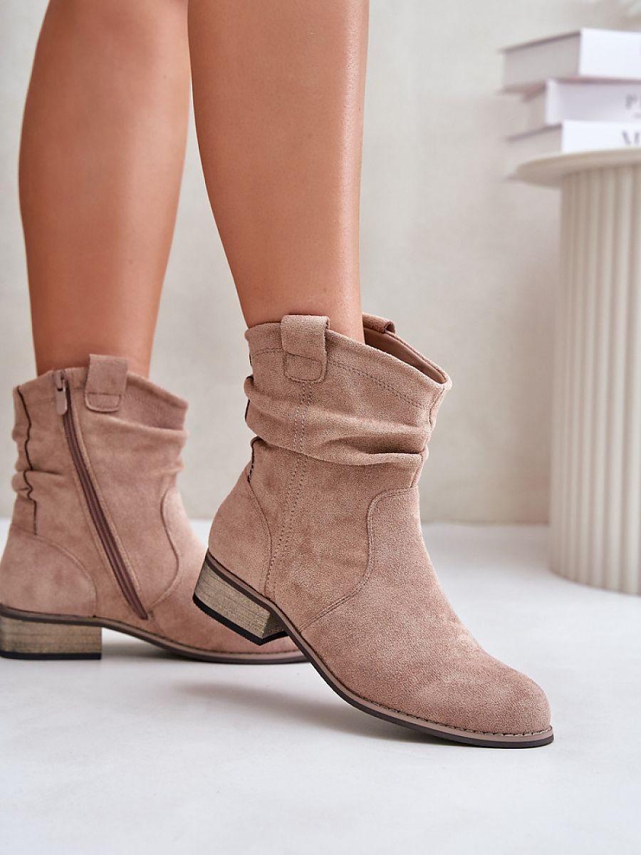  Boots model 202802 Step in style 