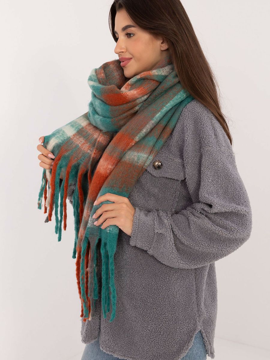  Shawl model 203170 AT 