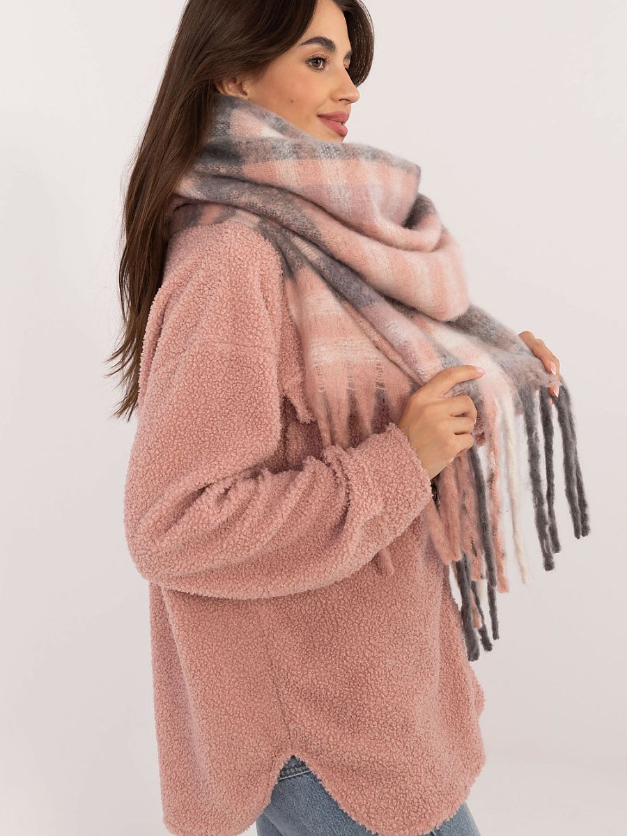  Shawl model 203171 AT 