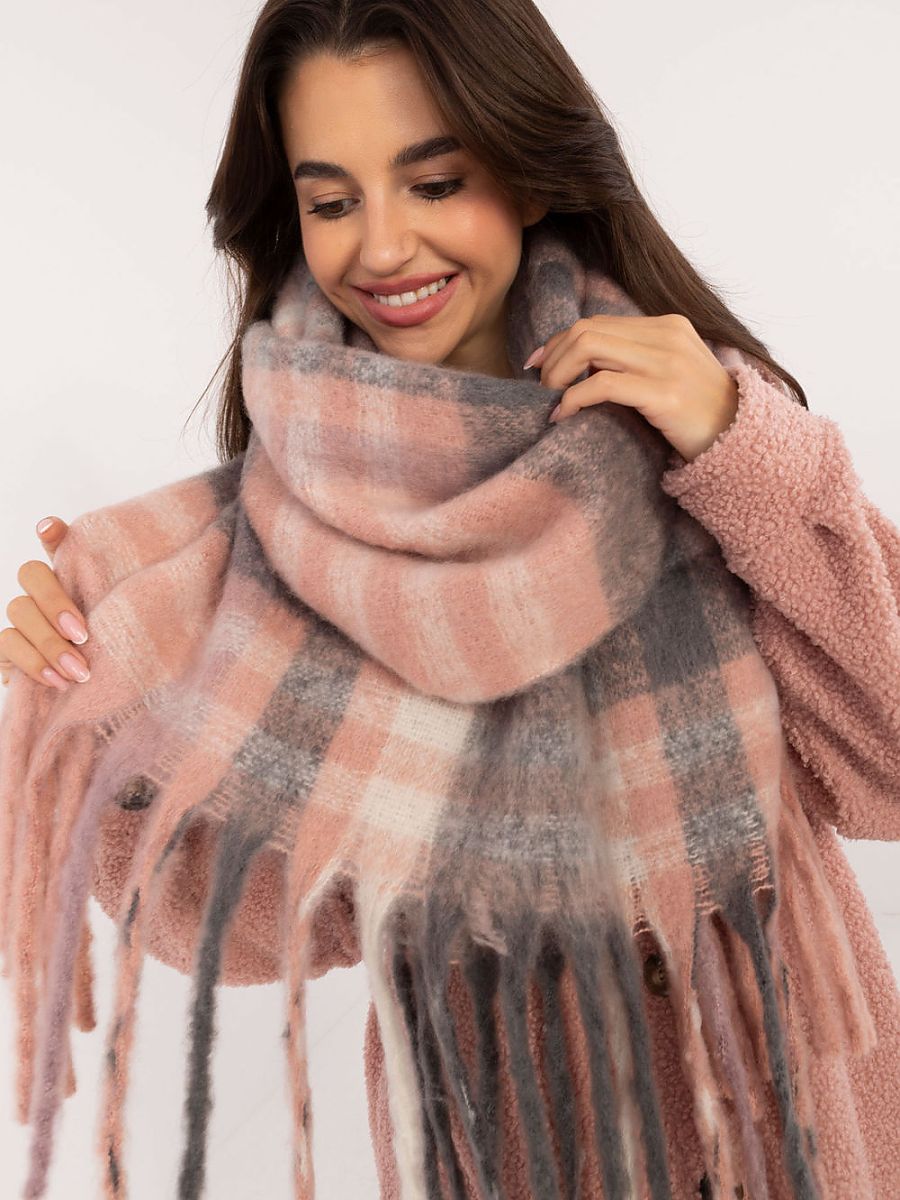  Shawl model 203171 AT 