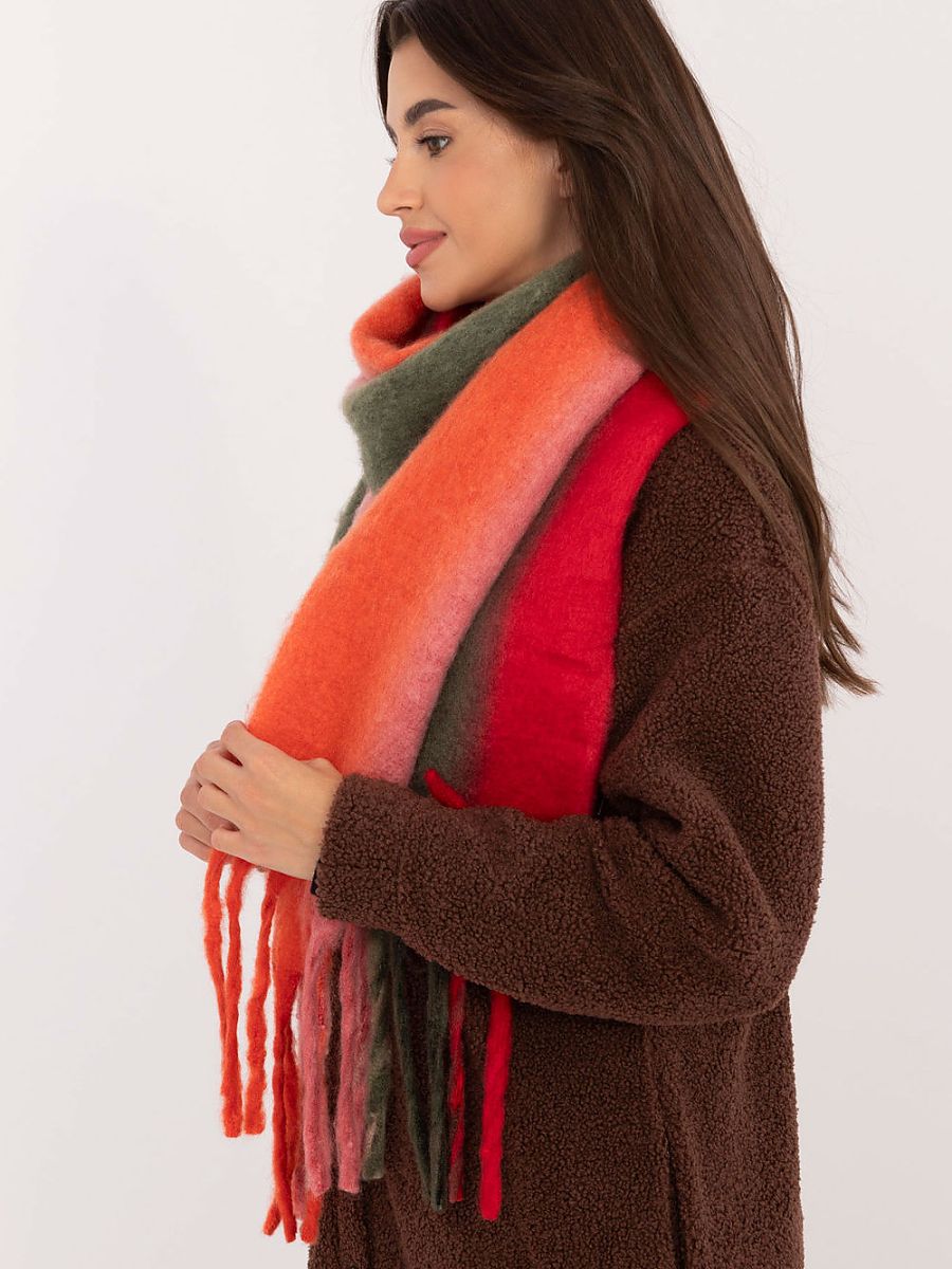  Shawl model 203183 AT 