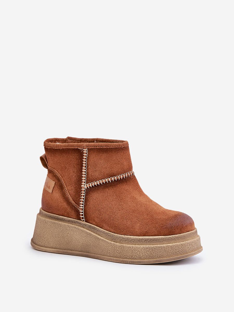  Snow boots model 203580 Step in style 