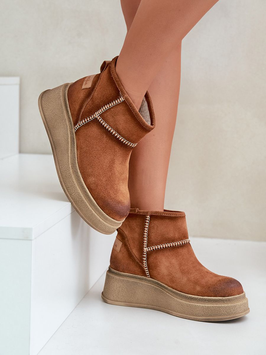  Snow boots model 203580 Step in style 