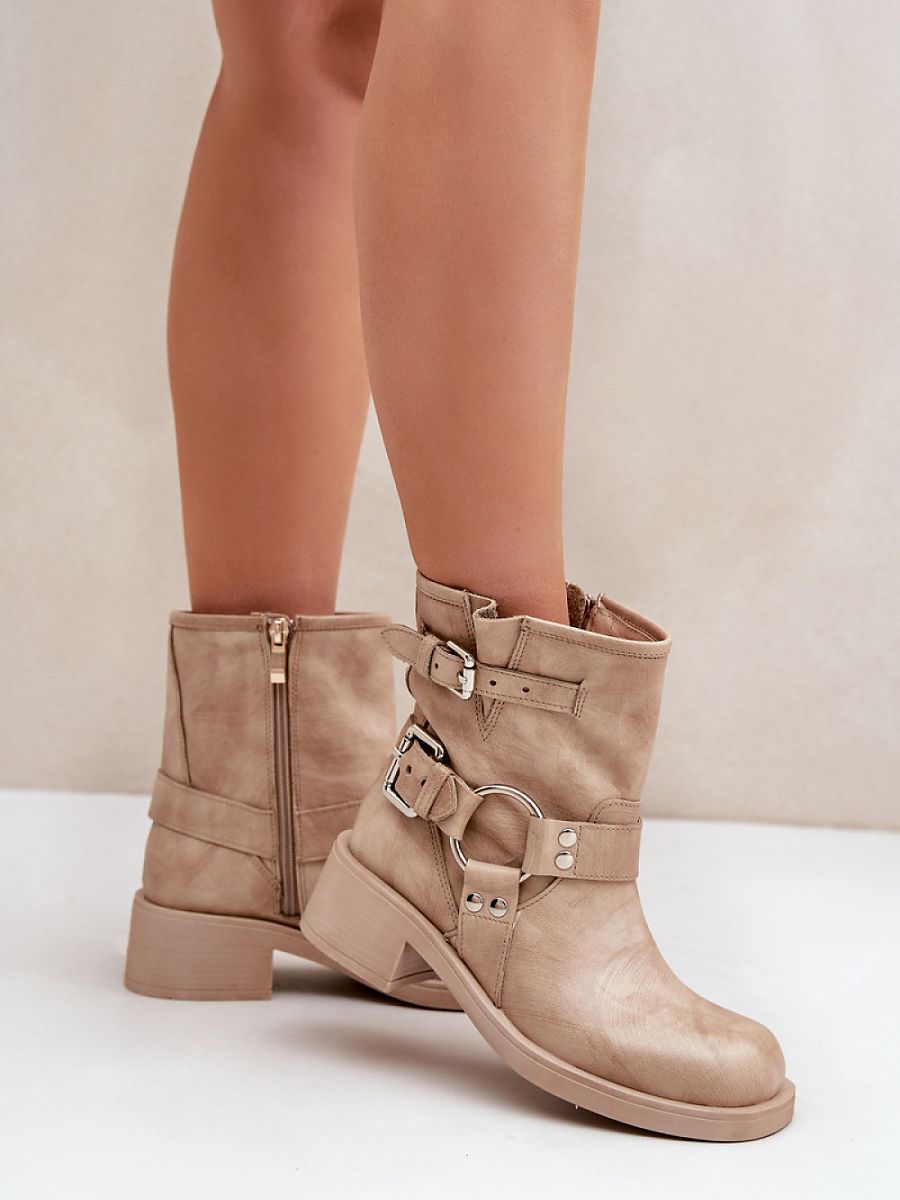  Boots model 203871 Step in style 