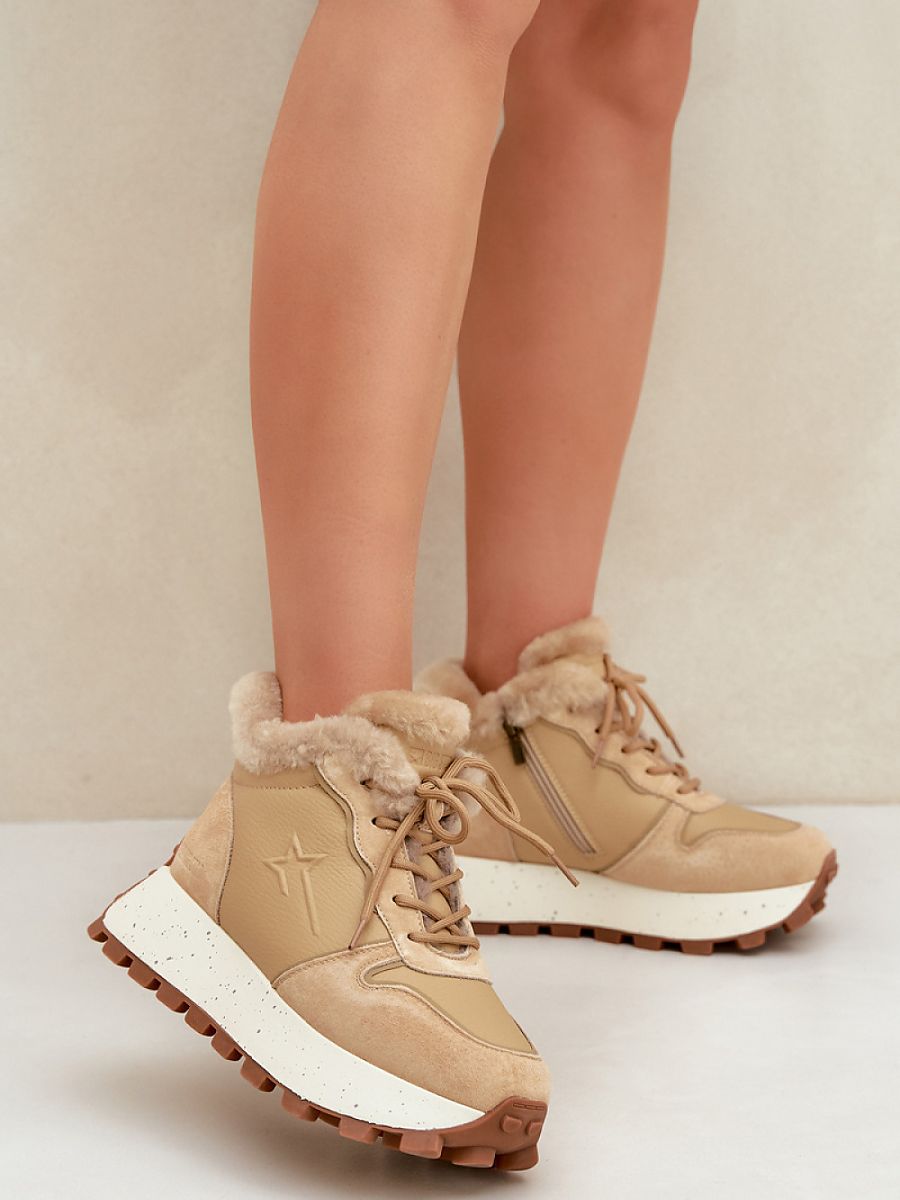  Sport Shoes model 203918 Step in style 
