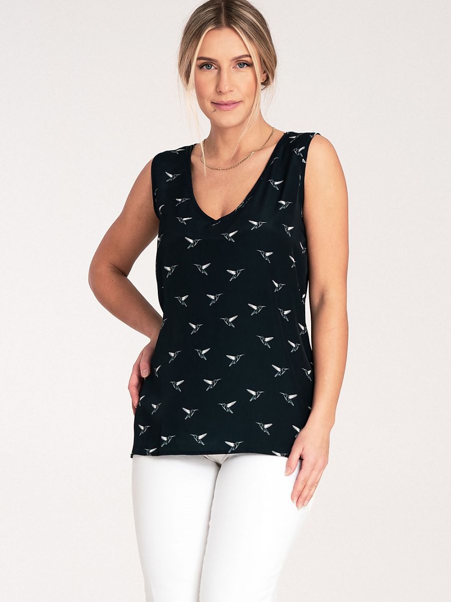  Blouse model 204314 Figl 