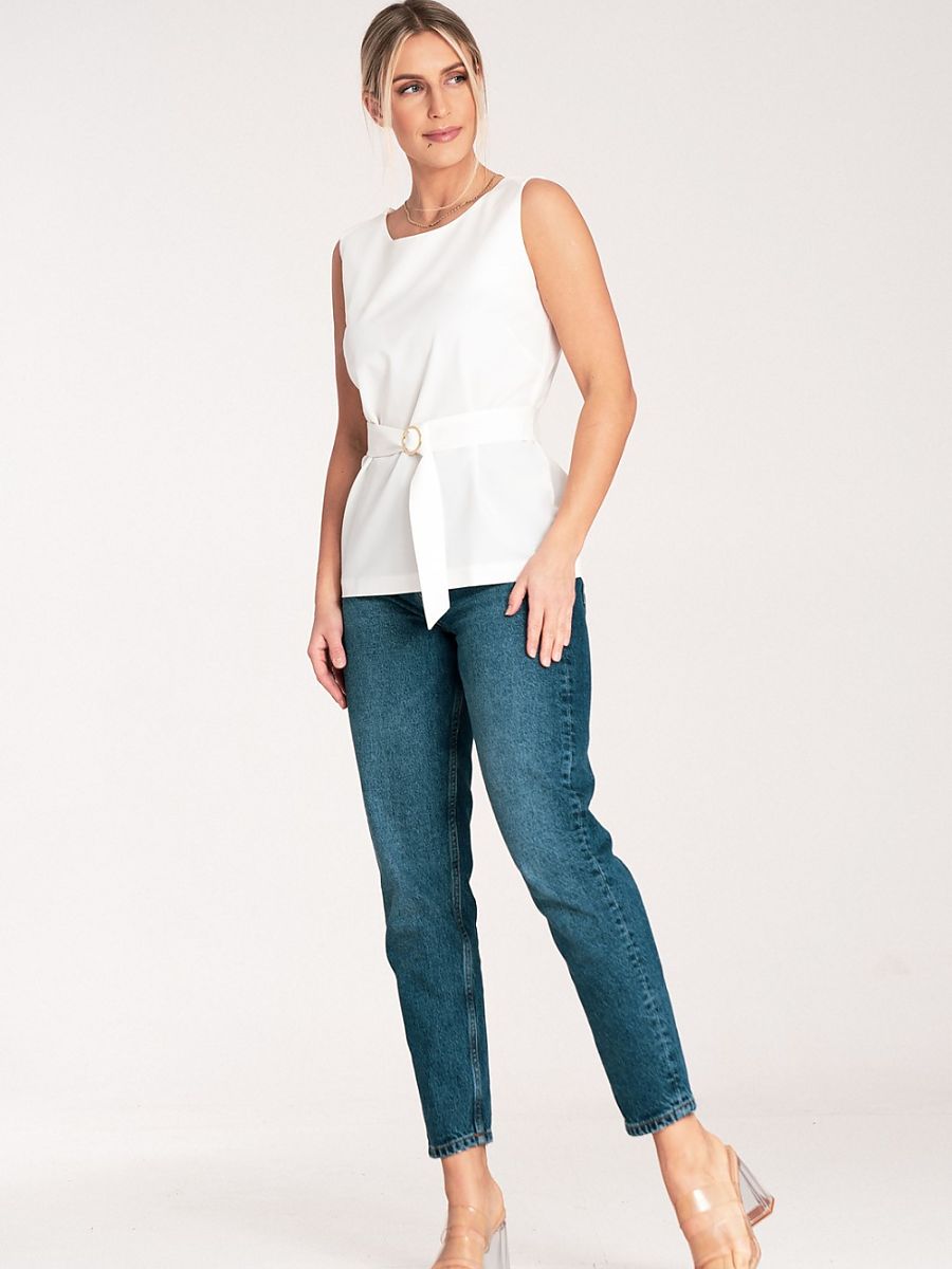  Blouse model 204321 Figl 