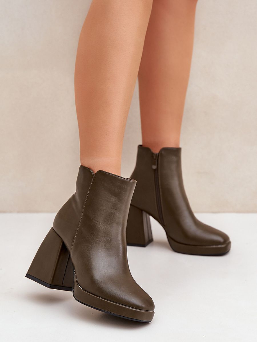  Heel boots model 204677 Step in style 
