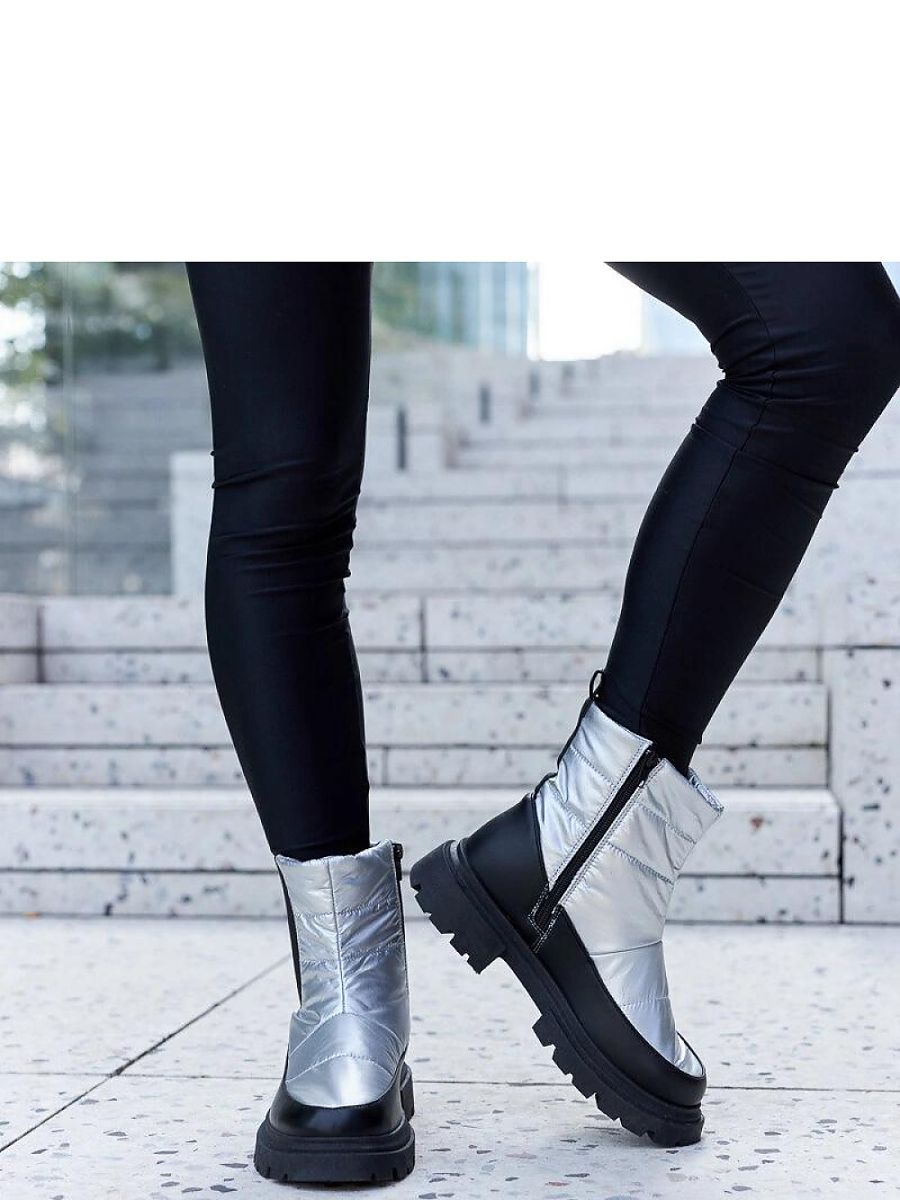  Boots model 205110 Solea 