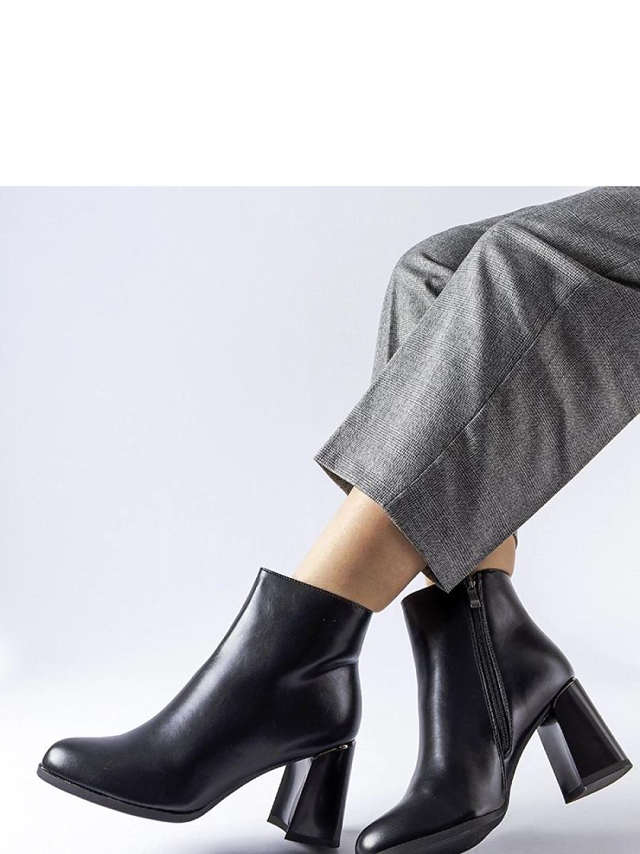  Heel boots model 205849 Solea 