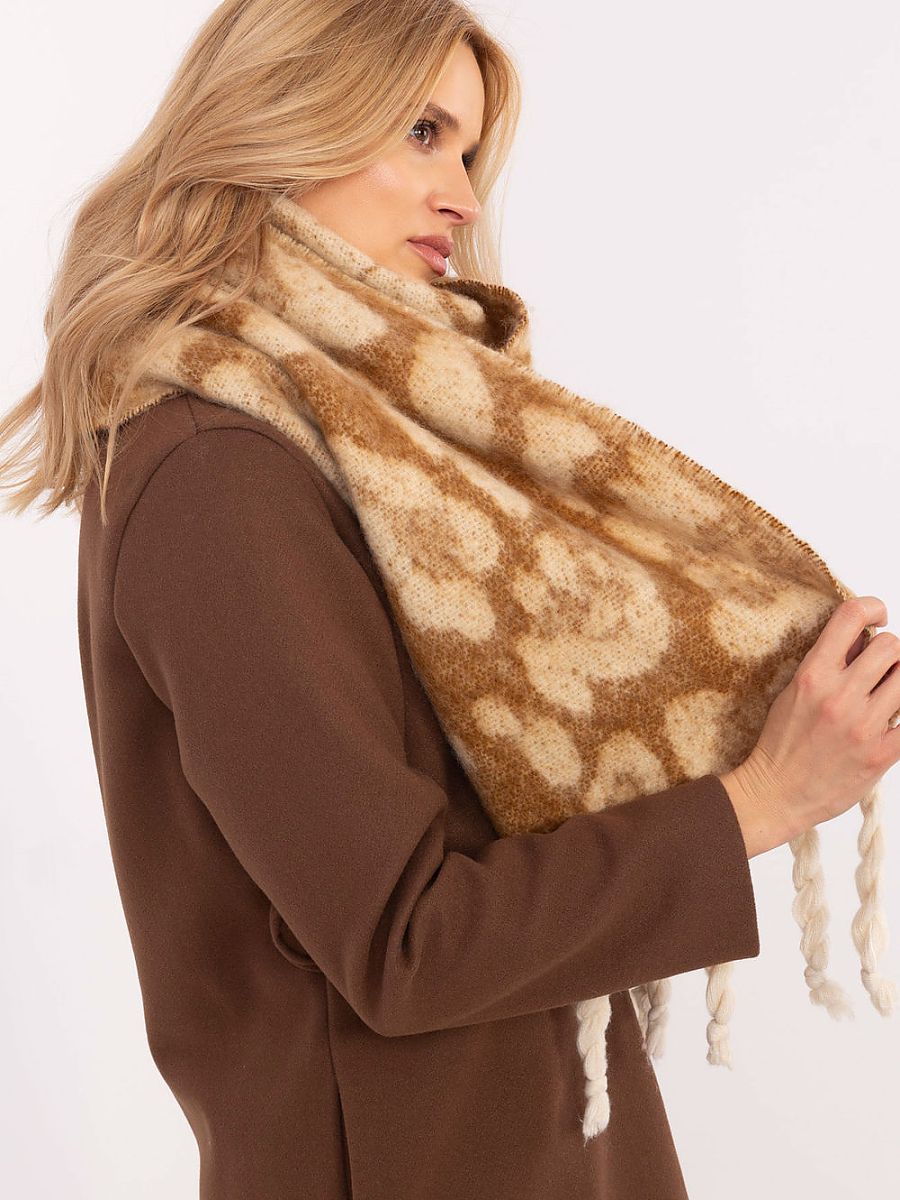  Shawl model 205962 AT 