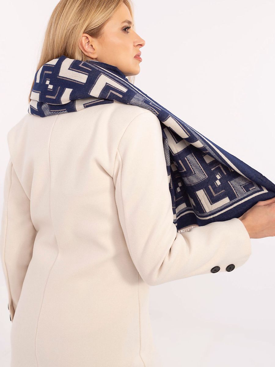  Shawl model 205966 AT 