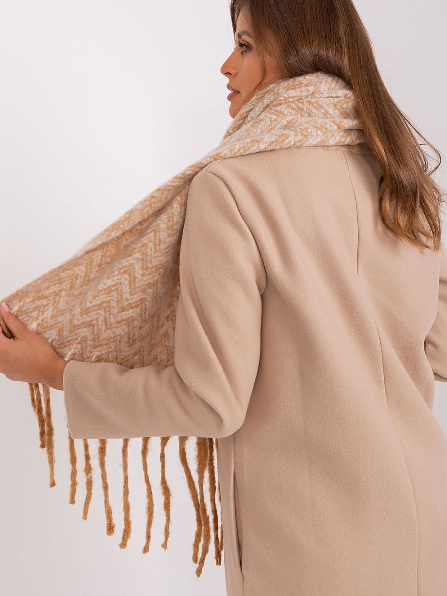  Shawl model 205970 AT 