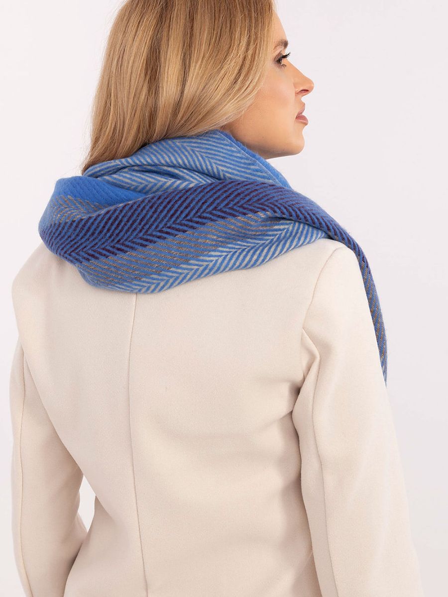  Shawl model 206040 AT 