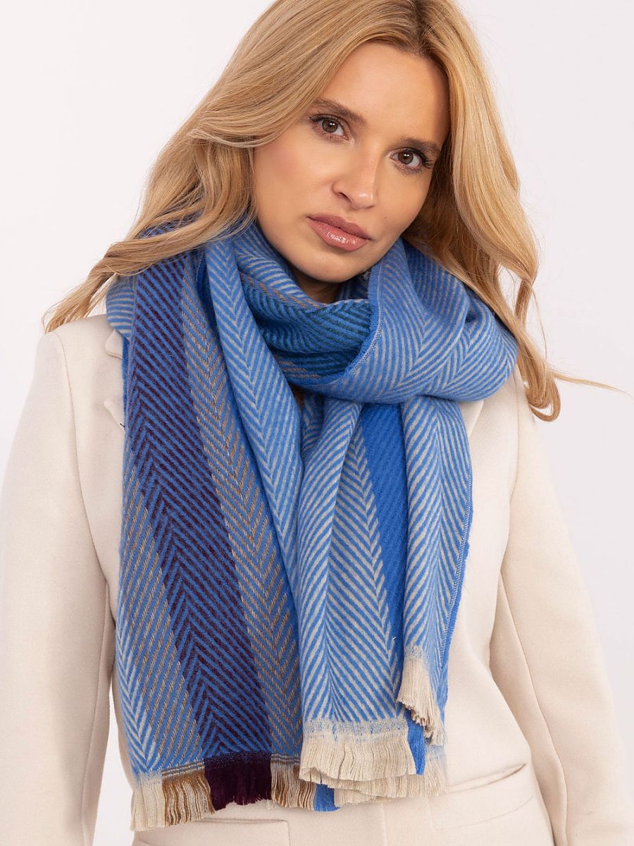  Shawl model 206040 AT 