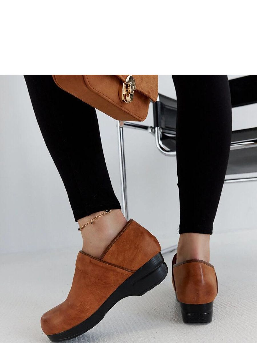  Half shoes model 206479 Solea 