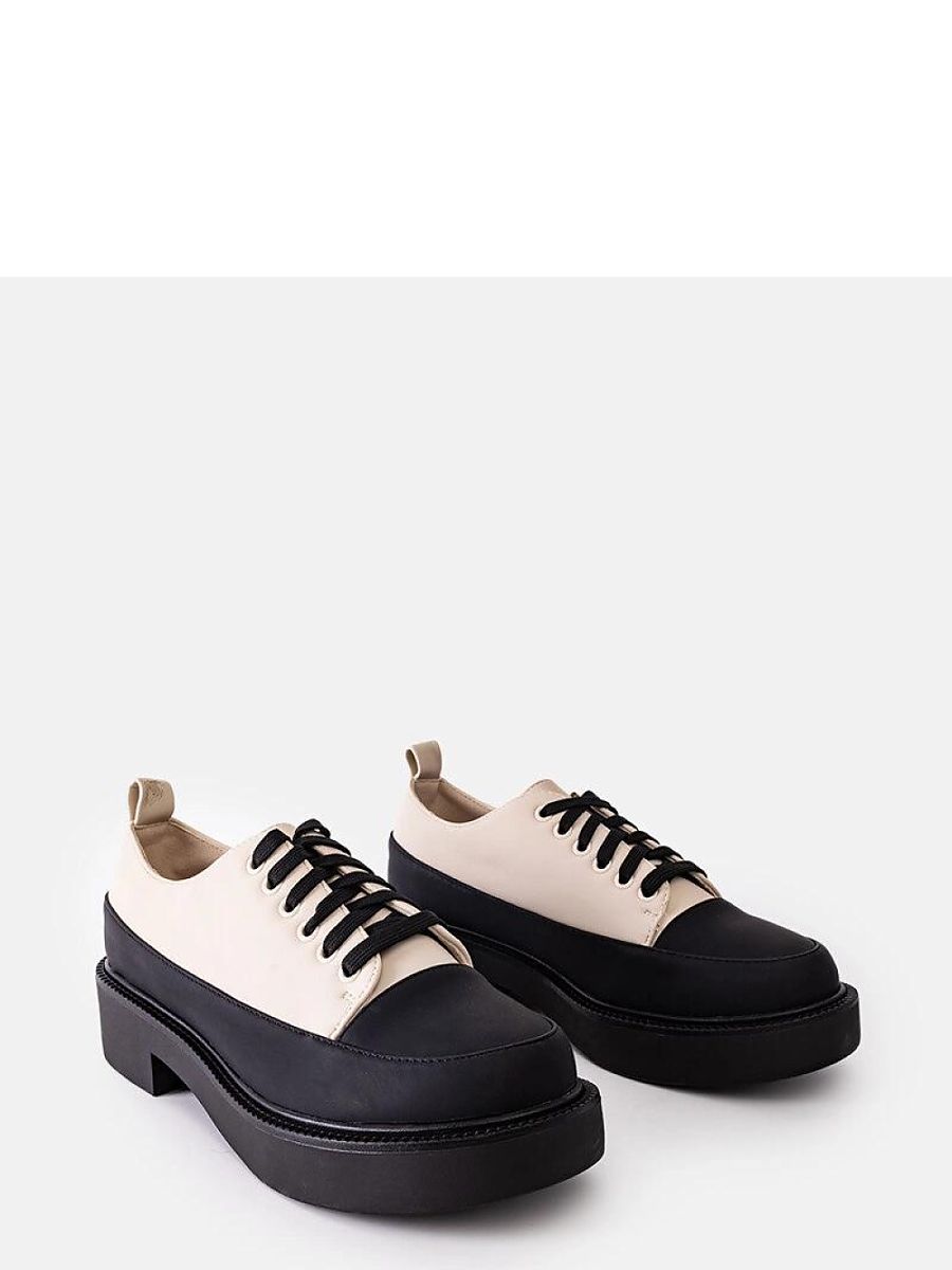  Half shoes model 207046 Solea 