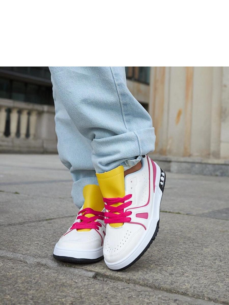  Sport Shoes model 207670 Solea 