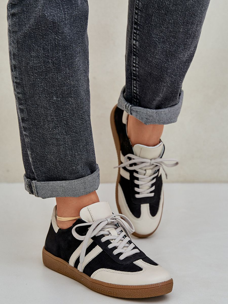  Sport Shoes model 208540 Step in style 
