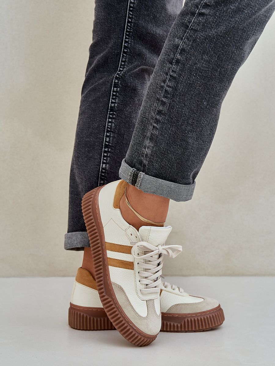  Sport Shoes model 208542 Step in style 