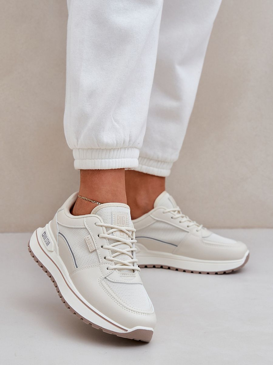  Sport Shoes model 208550 Step in style 