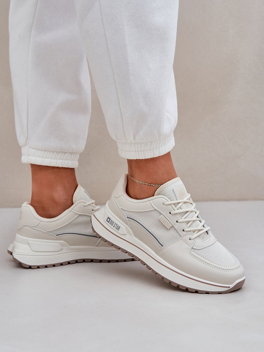  Sport Shoes model 208550 Step in style 