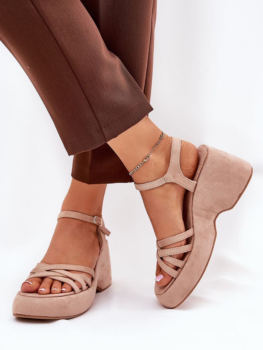  Buskin model 209914 Step in style 