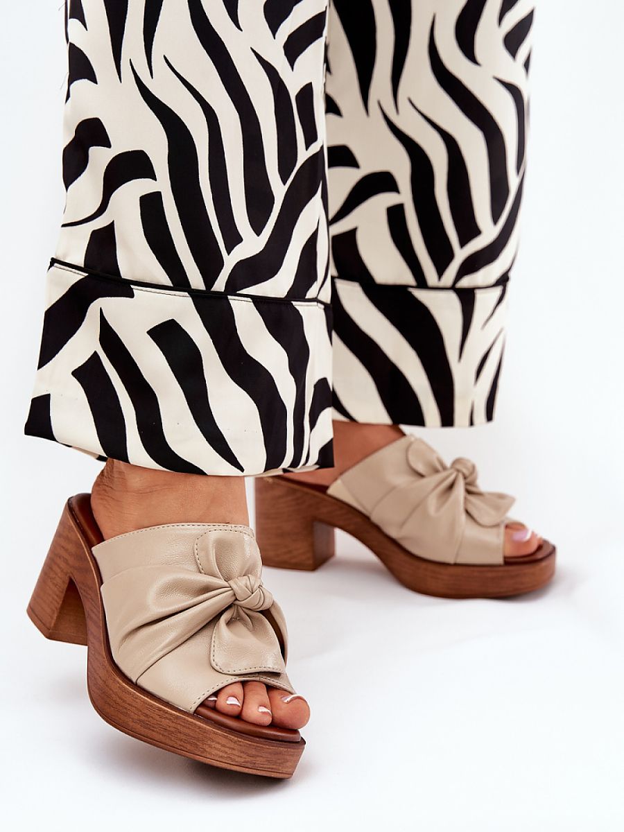  Heeled sandals model 209935 Step in style 