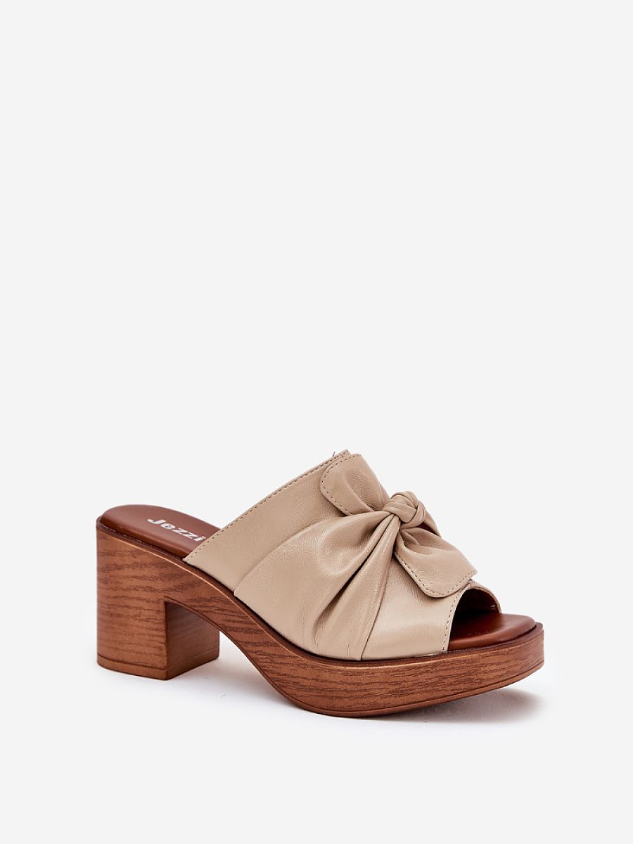  Heeled sandals model 209935 Step in style 