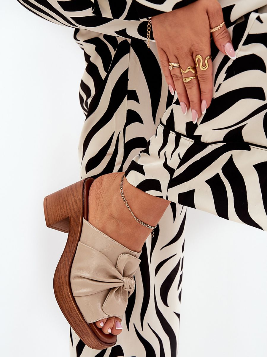  Heeled sandals model 209935 Step in style 
