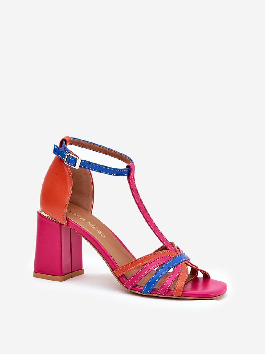  Sandals model 210063 Step in style 