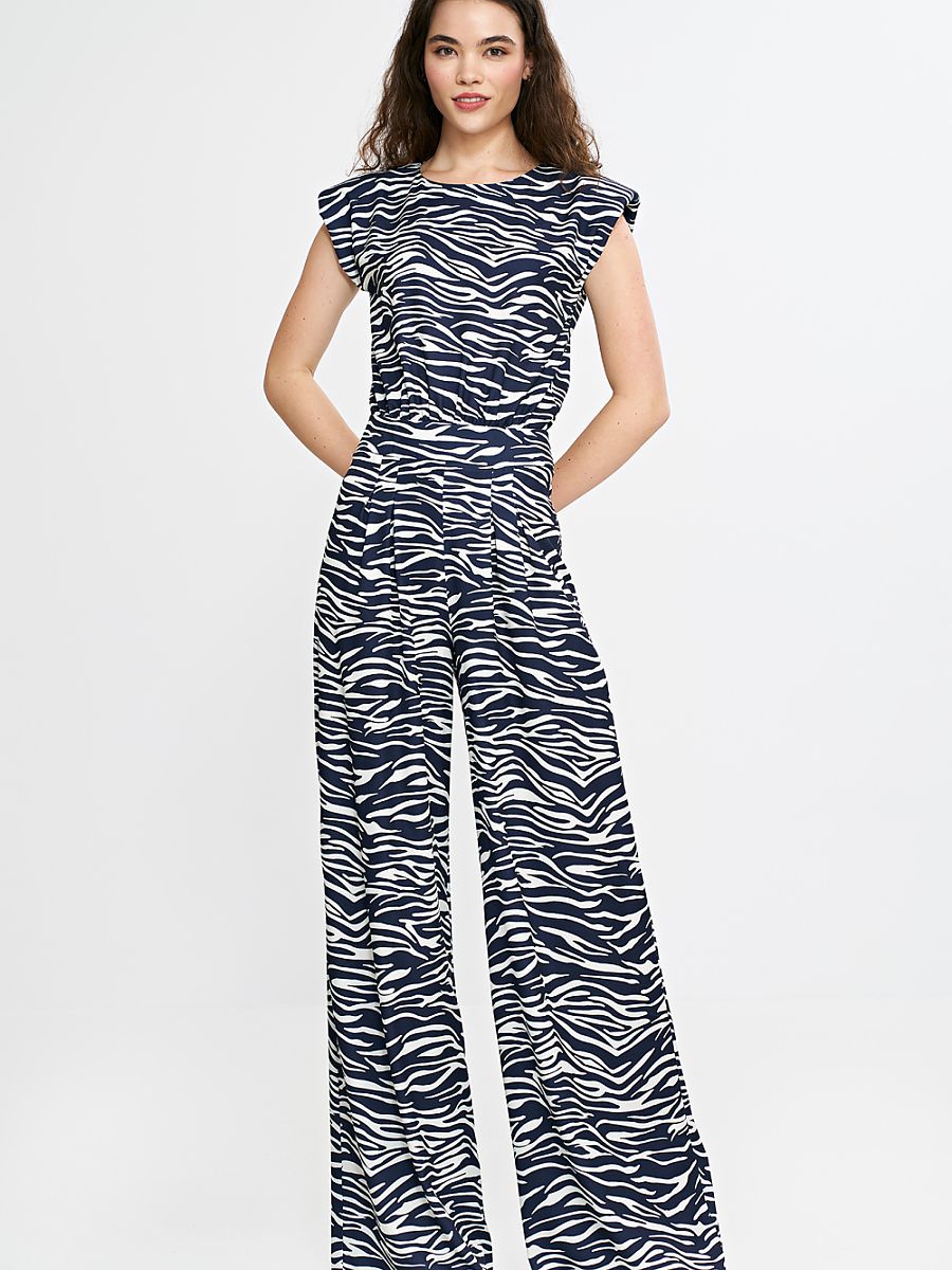  Suit model 210073 Nife 