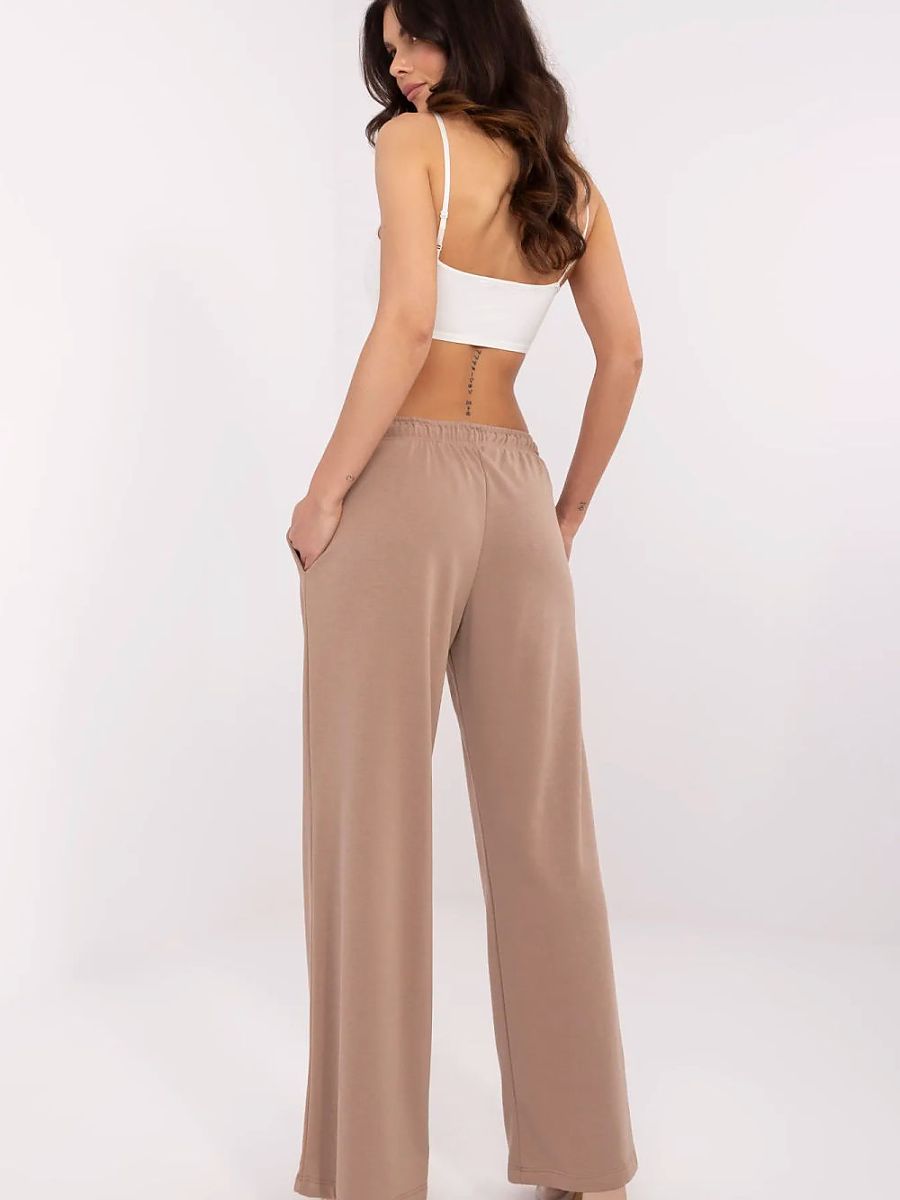  Tracksuit trousers model 210621 Relevance 