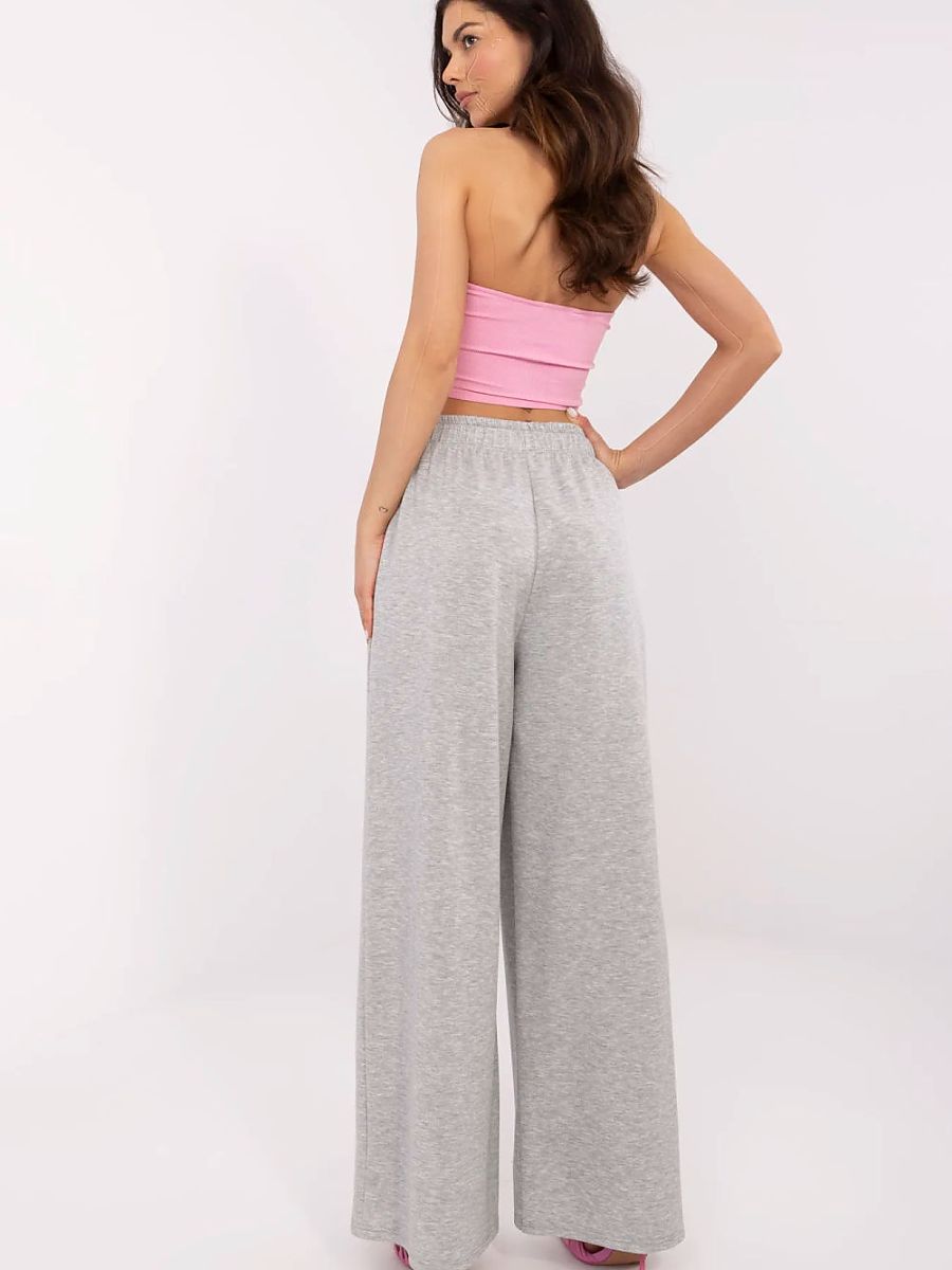  Tracksuit trousers model 210945 Italy Moda 