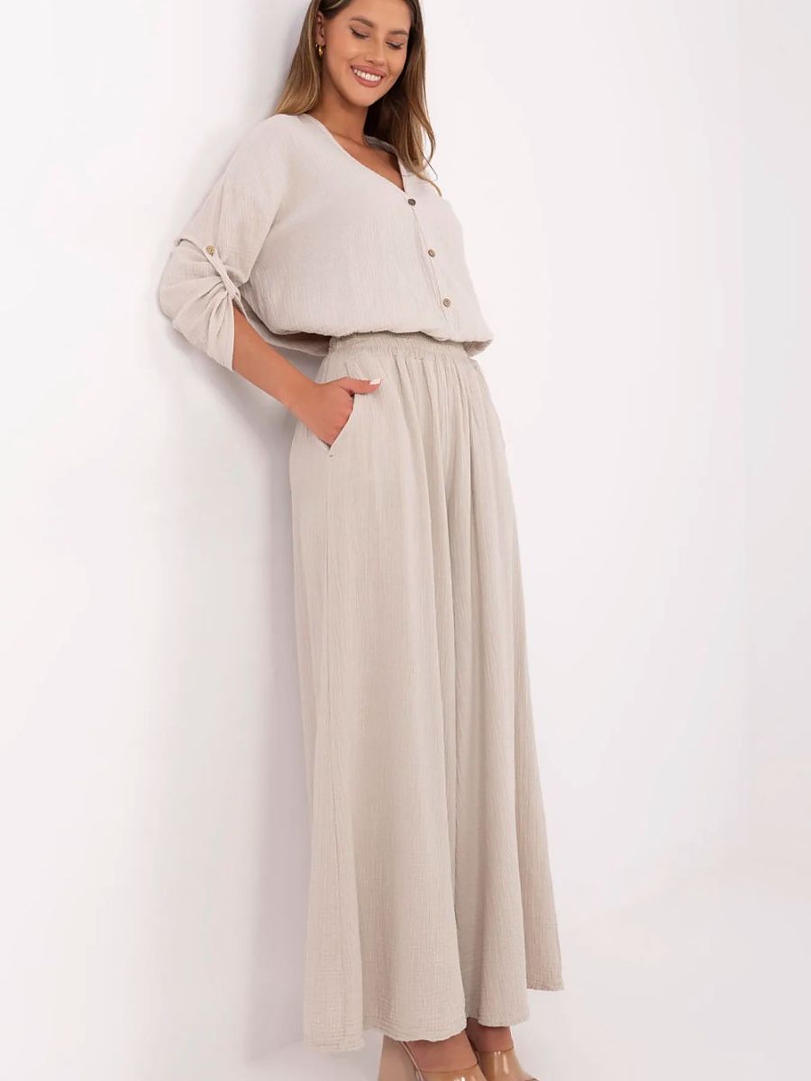  Women trousers model 211272 Italy Moda 