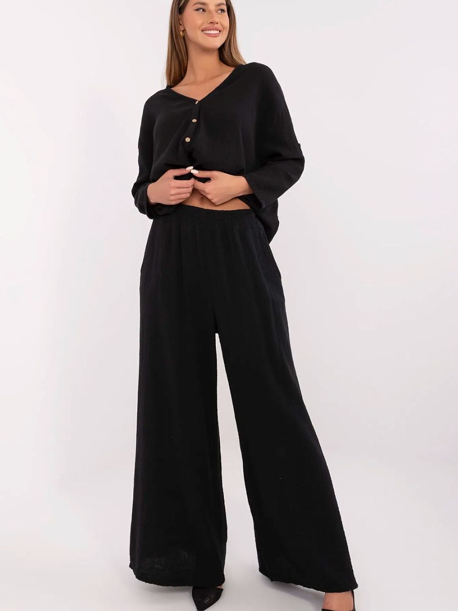  Women trousers model 211274 Italy Moda 
