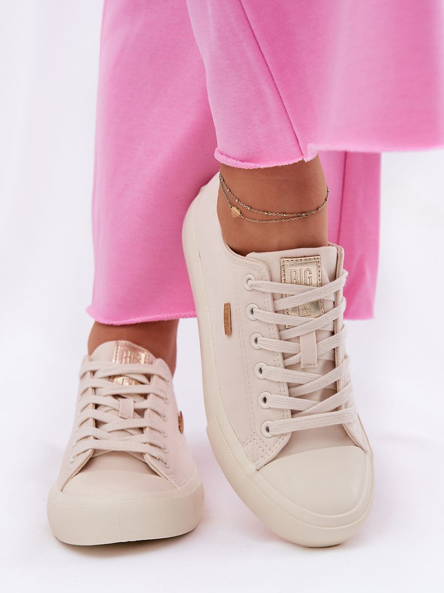  Sneakers model 211351 Step in style 