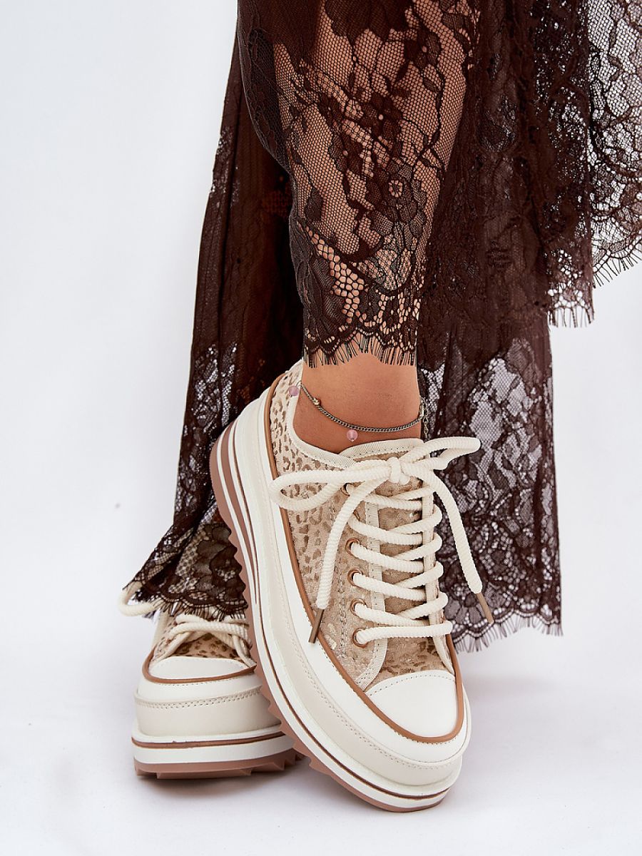  Sneakers model 211353 Step in style 
