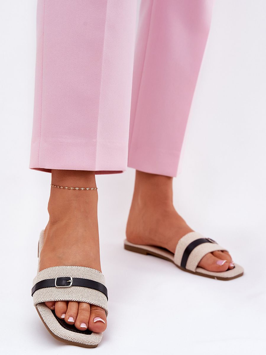  Flip-flops model 211700 Step in style 