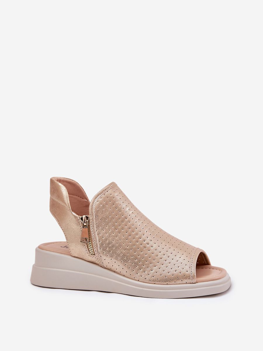  Buskin model 211946 Step in style 